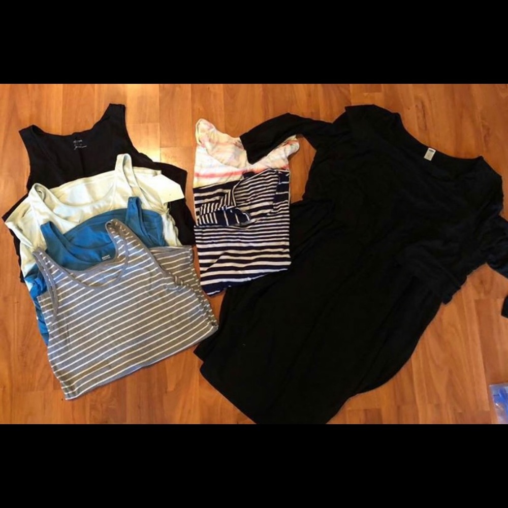 MATERNITY TOPS!!